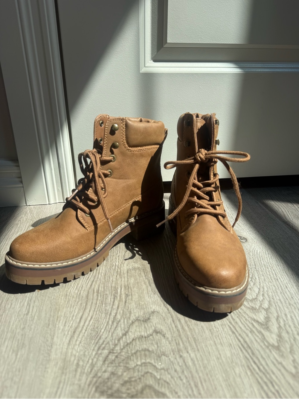 JustFab Women's Camel Lace-Up Combat Boots